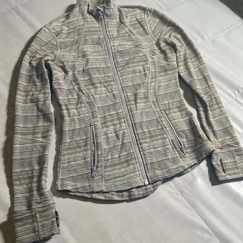 Womens Lululemon Define Jacket Size 8 Gray Green Space Dye‎ Full Zip Thumbholes